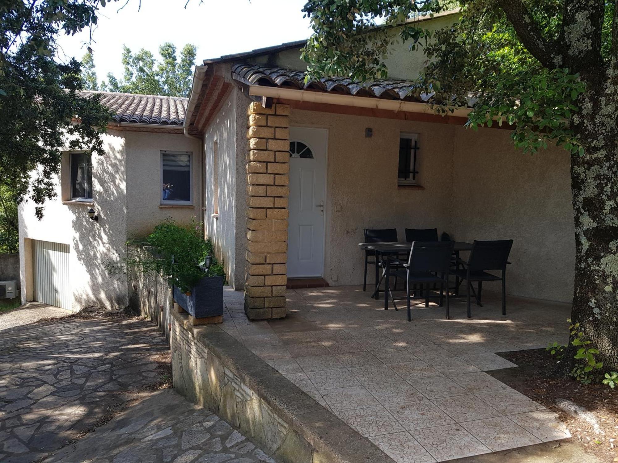 Maison Au Calme Castillon-du-Gard Εξωτερικό φωτογραφία